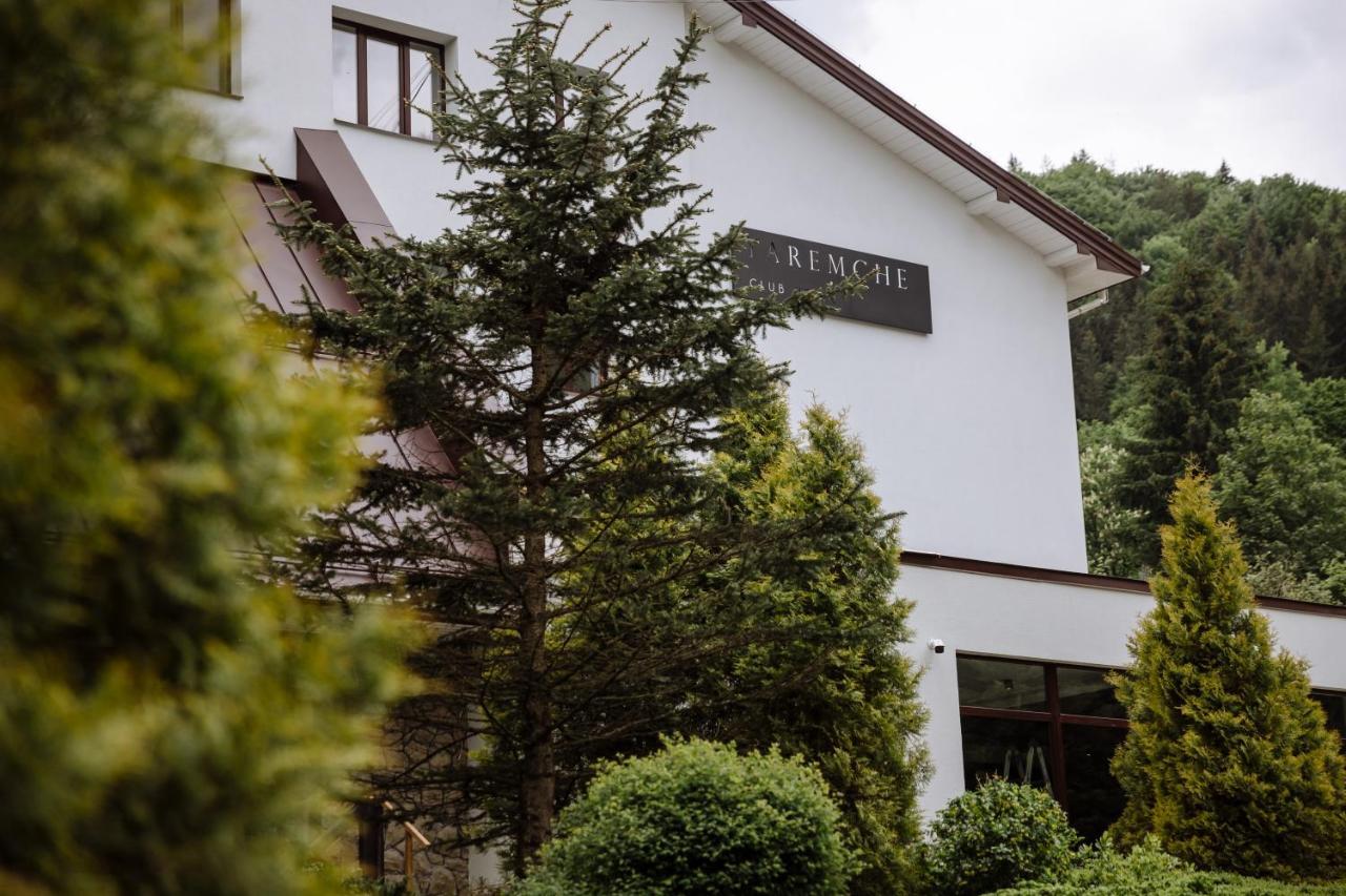 Yaremche Club Hotel エクステリア 写真