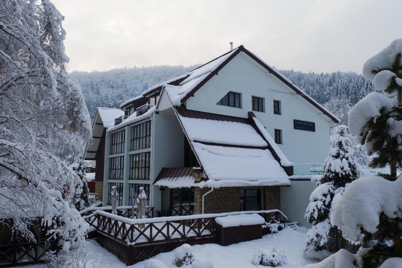 Yaremche Club Hotel エクステリア 写真